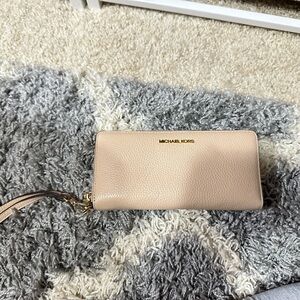 Michael Kors Beige Wristlet Wallet